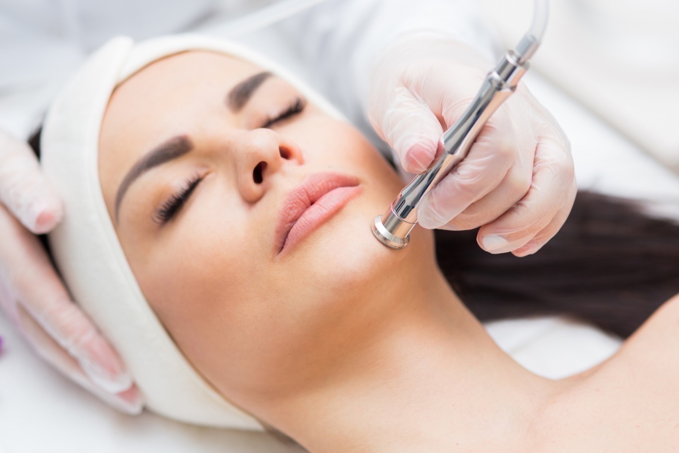 Microdermabrasion treatment at The Durand Clinic